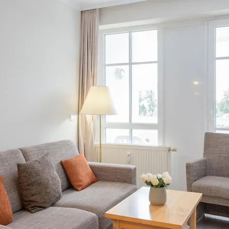 Apartment 660, Seepark