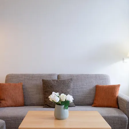 660, Seepark Apartment